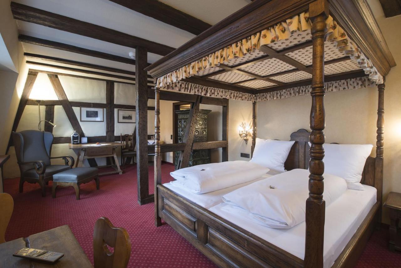 Hotel Ochsen Post Tiefenbronn Экстерьер фото